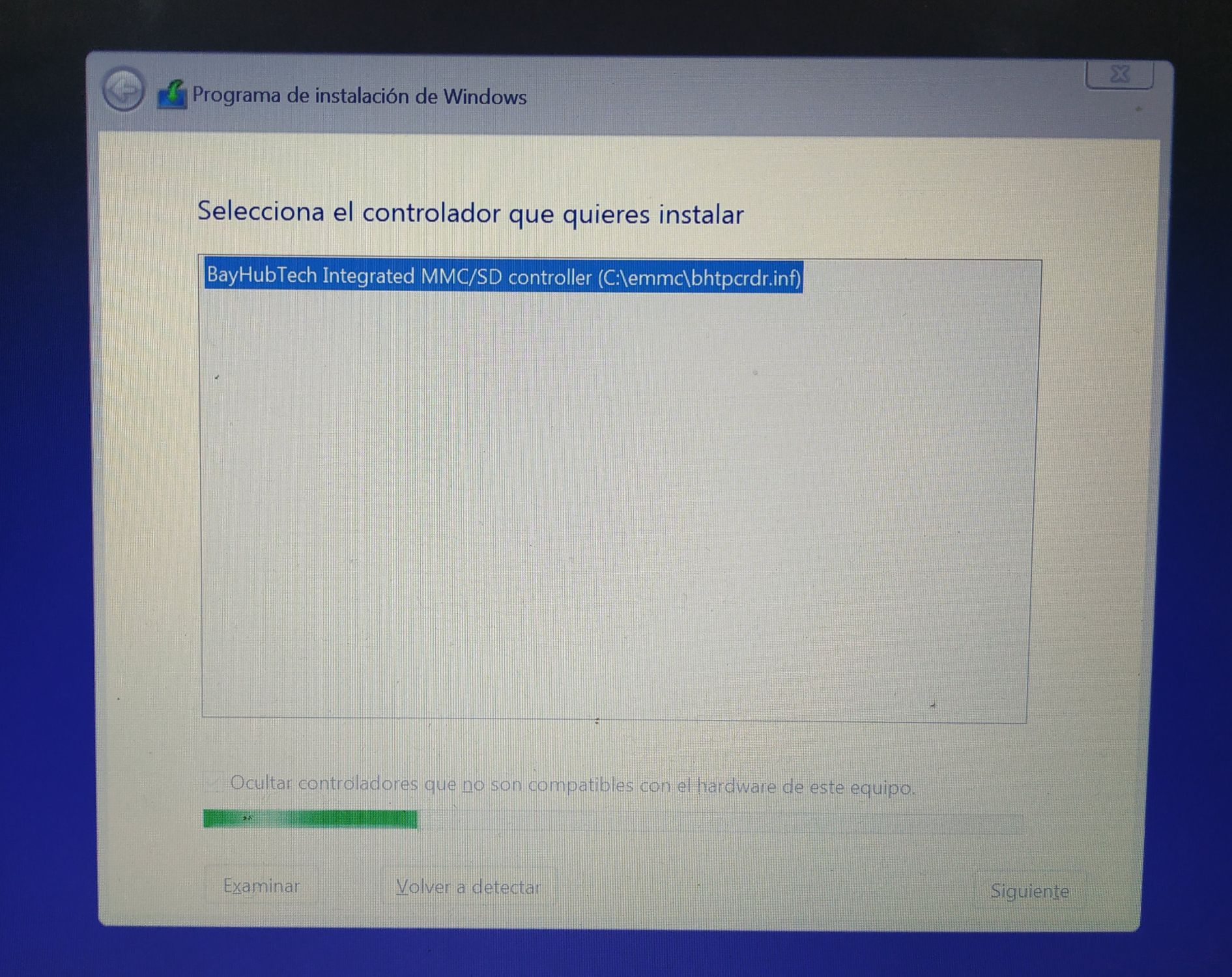 Lenovo 14W no detecta disco